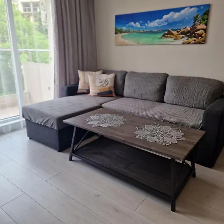 شقة Sunny And Cosy In Admiral Plaza ساني بيتش